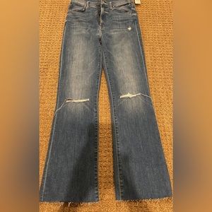 NWT Mother Denim. The Hustler Ankle Fray